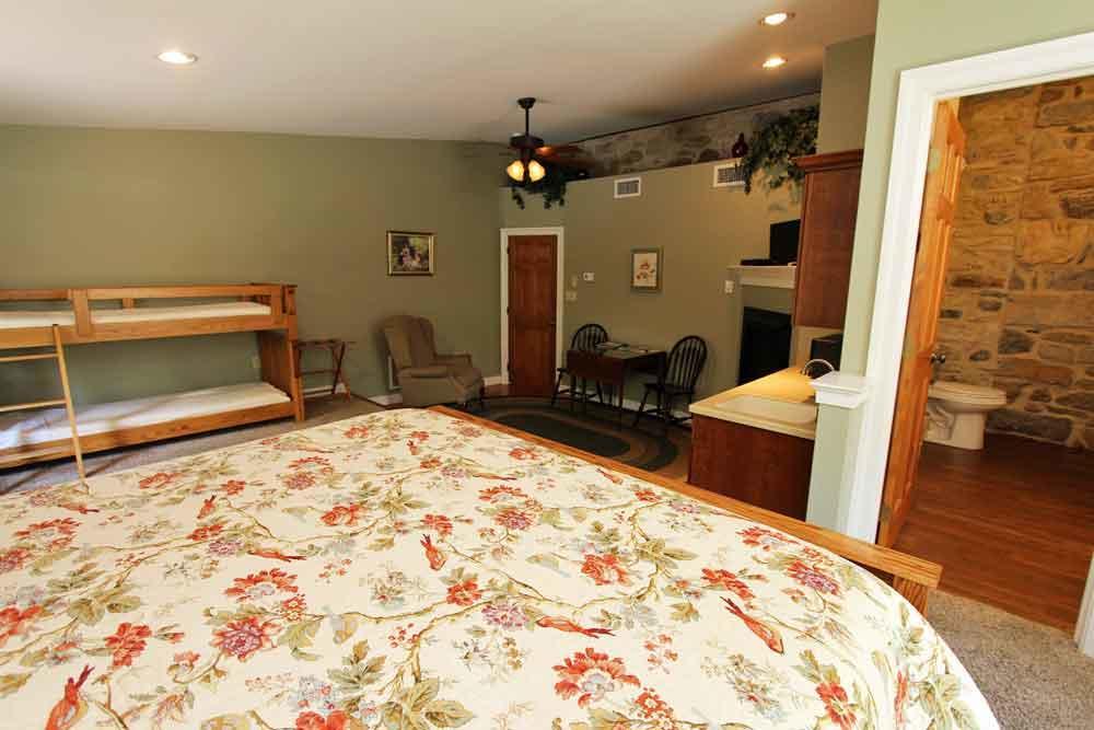 Rocky Acre Farm Bed & Breakfast Mount Joy Extérieur photo